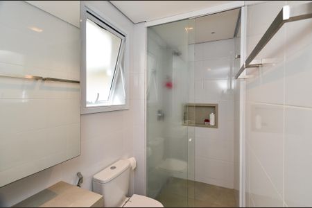 Apartamento à venda com 125m², 2 quartos e 2 vagas Apartamento à venda com 125m², 2 quartos e 2 vagasBanheiro Suíte 1