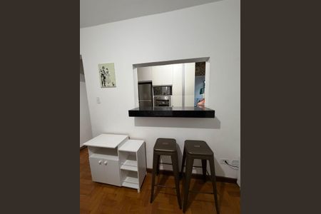 Apartamento para alugar com 1 quarto, 45m² em Jardim da Gloria, São Paulo