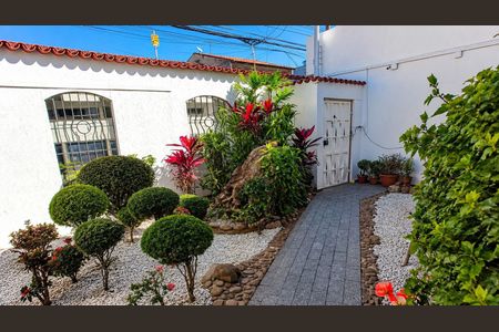 Casa à venda com 388m², 6 quartos e 4 vagas