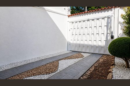Casa à venda com 388m², 6 quartos e 4 vagas