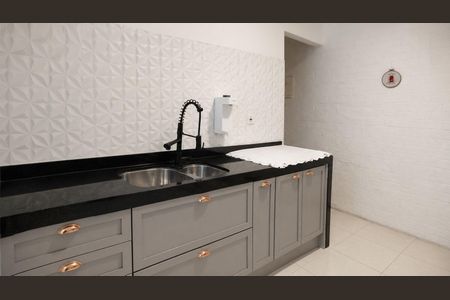 Casa à venda com 388m², 6 quartos e 4 vagas