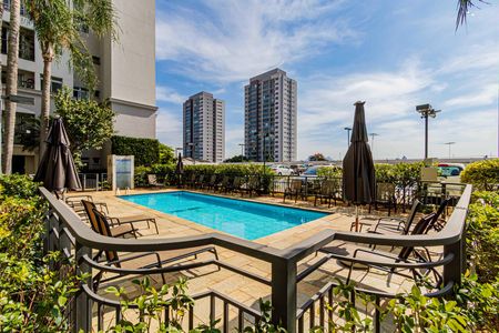 Apartamento para alugar com 58m², 2 quartos e 1 vaga Apartamento para alugar com 58m², 2 quartos e 1 vagaÁrea comum - Piscina