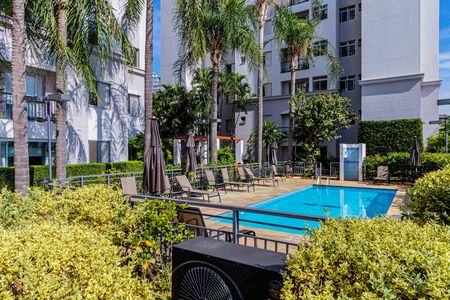 Apartamento para alugar com 58m², 2 quartos e 1 vaga Apartamento para alugar com 58m², 2 quartos e 1 vagaÁrea comum - Piscina