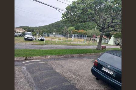 Casa de condomínio para alugar com 58m², 2 quartos e sem vaga