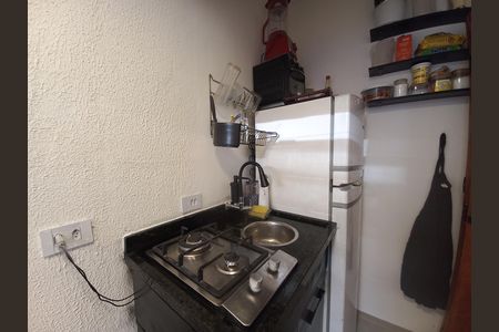 Cozinha de apartamento para alugar com 1 quarto, 24m² em Santa Cecilia, São Paulo