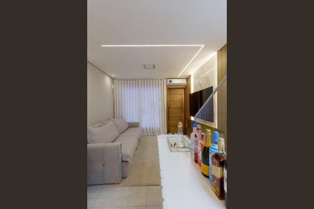Foto 04 de casa à venda com 3 quartos, 130m² em Penha de França, São Paulo