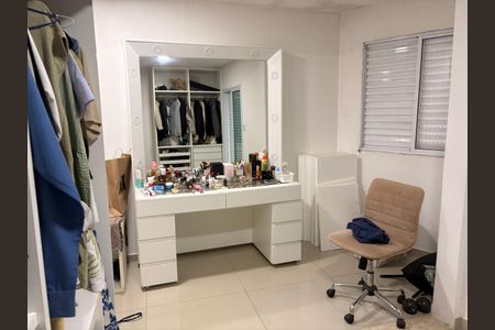 Quarto de casa de condomínio à venda com 3 quartos, 420m² em Jardim Peri, São Paulo