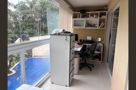 Casa de condomínio à venda com 420m², 3 quartos e 4 vagasVaranda