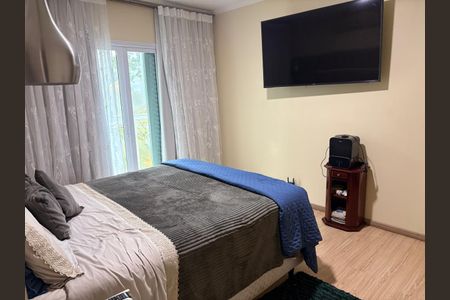 Casa de condomínio à venda com 420m², 3 quartos e 4 vagasQuarto