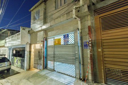 Casa à venda com 100m², 2 quartos e 3 vagasFachada
