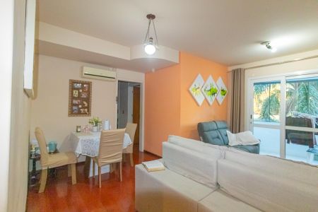 Sala de apartamento à venda com 3 quartos, 90m² em Centro, Canoas