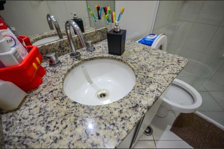 Apartamento à venda com 88m², 3 quartos e 2 vagasBanheiro