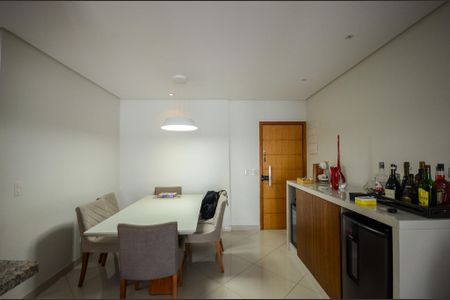 Apartamento à venda com 88m², 3 quartos e 2 vagasSala