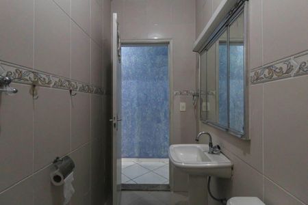 Casa para alugar com 120m², 3 quartos e 2 vagasBanheiro