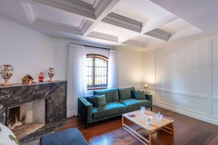 Casa à venda com 564m², 3 quartos e 8 vagas