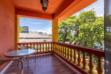 Casa à venda com 564m², 3 quartos e 8 vagas