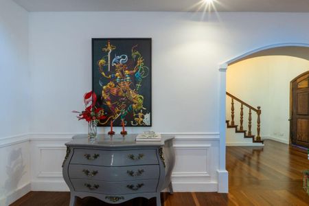 Casa à venda com 3 quartos, 564m² em Jardim Leonor, São Paulo
