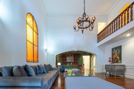 Casa à venda com 564m², 3 quartos e 8 vagas