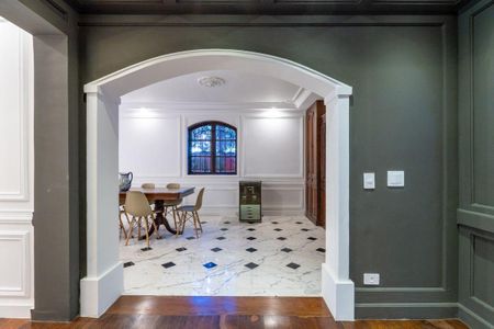 Casa à venda com 564m², 3 quartos e 8 vagas