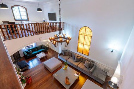 Casa à venda com 3 quartos, 564m² em Jardim Leonor, São Paulo