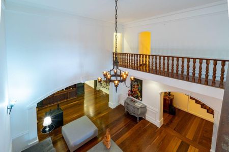 Casa à venda com 564m², 3 quartos e 8 vagas