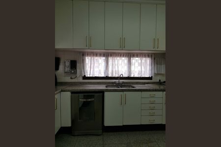 Apartamento à venda com 150m², 4 quartos e 3 vagas