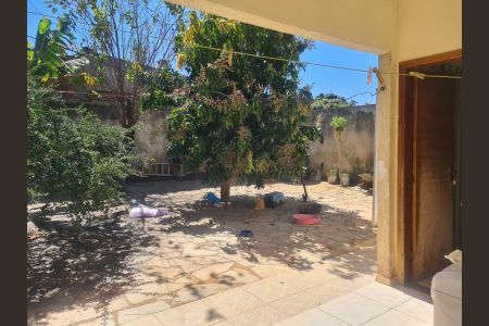Casa à venda com 232m², 3 quartos e 4 vagas Casa à venda com 232m², 3 quartos e 4 vagasFoto 15