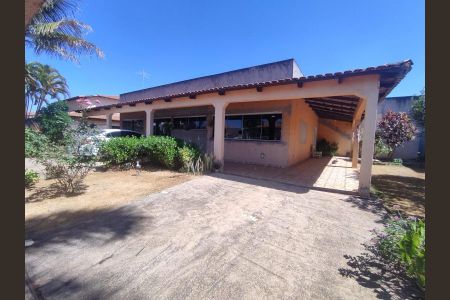 Casa de condomínio à venda com 350m², 4 quartos e 2 vagas Casa de condomínio à venda com 350m², 4 quartos e 2 vagasFoto 01