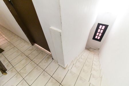 Hall de casa para alugar com 2 quartos, 115m² em Vila Sao Geraldo, São Paulo
