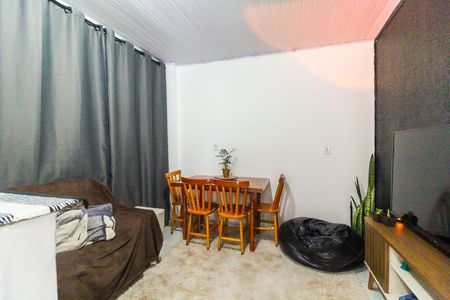Sala de casa para alugar com 2 quartos, 115m² em Vila Sao Geraldo, São Paulo