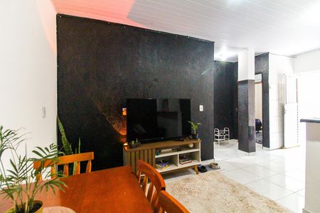 Sala de casa para alugar com 2 quartos, 115m² em Vila Sao Geraldo, São Paulo
