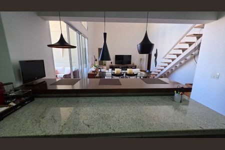 Apartamento à venda com 233m², 4 quartos e 3 vagas