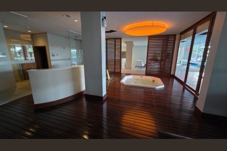 Apartamento à venda com 233m², 4 quartos e 3 vagas