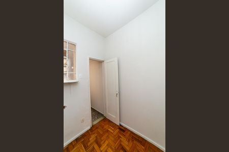 Apartamento para alugar com 70m², 2 quartos e sem vaga Apartamento para alugar com 70m², 2 quartos e sem vagaQuarto de Serviço