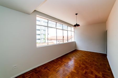 Sala de apartamento para alugar com 2 quartos, 70m² em Funcionários, Belo Horizonte