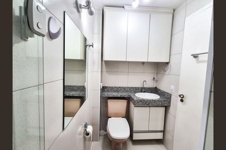 Banheiro de apartamento para alugar com 1 quarto, 39m² em Santa Cecilia, São Paulo