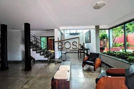 Apartamento à venda com 260m², 4 quartos e 4 vagas