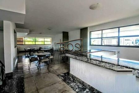 Apartamento à venda com 260m², 4 quartos e 4 vagas