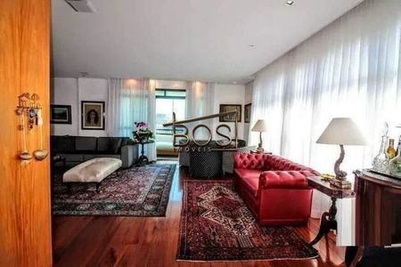 Apartamento à venda com 260m², 4 quartos e 4 vagas