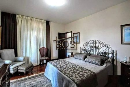 Apartamento à venda com 260m², 4 quartos e 4 vagas