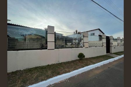 Casa de condomínio à venda com 400m², 4 quartos e 5 vagas Casa de condomínio à venda com 400m², 4 quartos e 5 vagasFoto