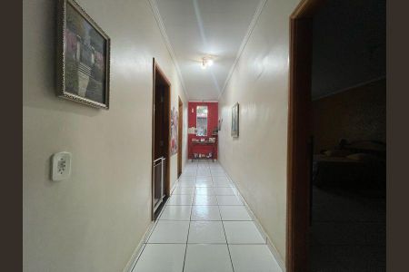 Casa de condomínio à venda com 400m², 4 quartos e 5 vagas Casa de condomínio à venda com 400m², 4 quartos e 5 vagasFoto