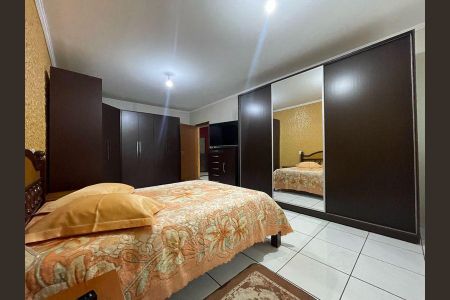 Casa de condomínio à venda com 400m², 4 quartos e 5 vagas Casa de condomínio à venda com 400m², 4 quartos e 5 vagasFoto