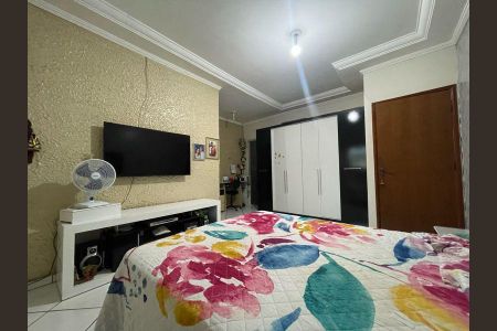 Casa de condomínio à venda com 400m², 4 quartos e 5 vagas Casa de condomínio à venda com 400m², 4 quartos e 5 vagasFoto