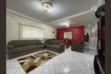 Casa de condomínio à venda com 400m², 4 quartos e 5 vagas Casa de condomínio à venda com 400m², 4 quartos e 5 vagasFoto