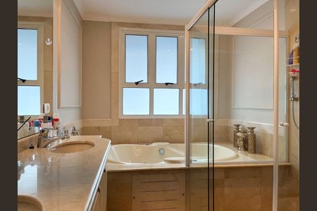 Apartamento à venda com 368m², 4 quartos e 6 vagas Apartamento à venda com 368m², 4 quartos e 6 vagasFoto 16