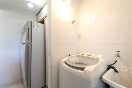 Apartamento à venda com 64m², 2 quartos e 1 vagaCozinha e Área de serviço 