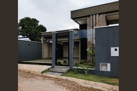 Casa de condomínio à venda com 230m², 3 quartos e 2 vagas Casa de condomínio à venda com 230m², 3 quartos e 2 vagasFoto 01