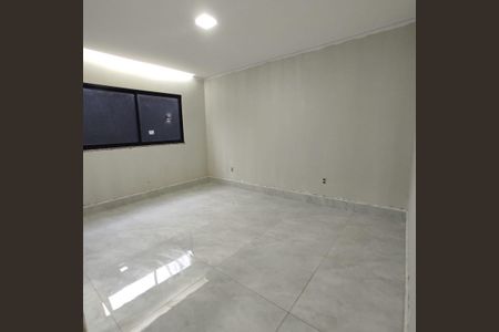 Casa de condomínio à venda com 230m², 3 quartos e 2 vagas Casa de condomínio à venda com 230m², 3 quartos e 2 vagasFoto 01