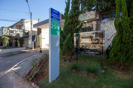 Casa de Condomínio para alugar com 3 quartos, 850m² em Setor Habitacional Vicente Pires, Brasília